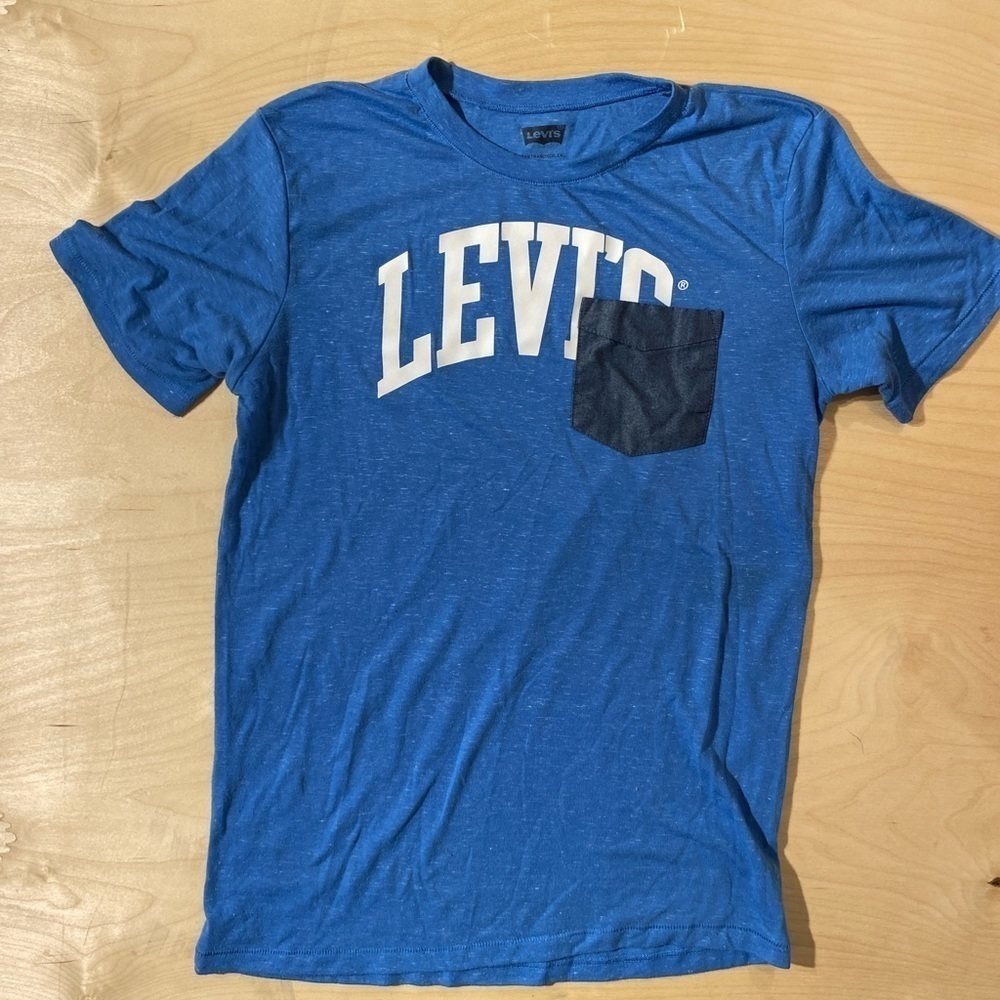 Levi’s Tee XL 13-15 Years (HV)